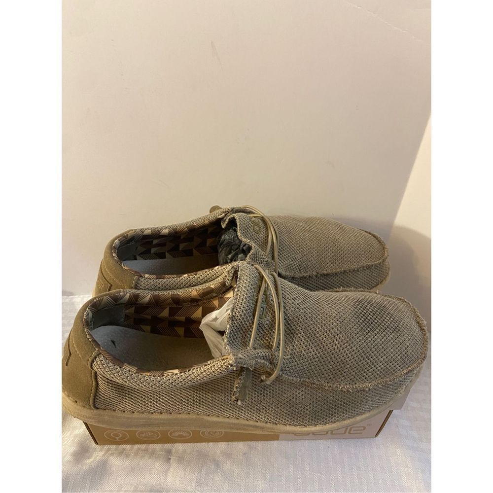 Hey‎ dudes Wally Sox beige stain hole on toe size 14 USED